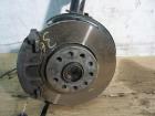 VW Golf V -5 / 1,9TDi ccm:1896,KW:77 KM:123846 / Federbein vorne links / Fahrerseite