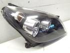 Opel Astra H Scheinwerfer vorn rechts schwarzer Hintergrund Halogen TYC BJ2006