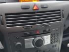 Opel Astra H Caravan Autoradio Radio CD 50 Phone mit Test mit Code