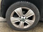 Skoda Yeti 5L Komplettradsatz Alufelgen 7x17 ET45 Winterreifen 225 50 R17 Räder