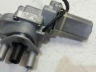 VW T5 Multivan 7H Bj.07 Motor Zuziehhilfe links 7H0843765D