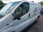 Opel Vivaro außen original Tür vorn links Fahrer L474 Casablancaweiß Bj 2005