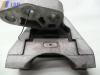 Opel Vectra C BJ2003 Motorhalter vorn rechts 13121797 V04652