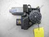 Ford Focus 1 Fensterhebermotor vorn links 1331614 BJ1999