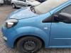 Renault Twingo 2 Bj.2013 original Kotflügel vorn links Blaumetallic Terpb