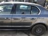 Skoda Superb 2 Typ 3T Tür hinten links Limousine im Rohbau LF8J Anthrazitgrau Skoda Superb 2 Typ 3T Tür hinten links Limousine im Rohbau LF8J Anthrazitgrau
