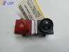 Renault Megane 2 Grandtour Bj.2004 Schalter Warnblinker 8200107808 Renault Megane 2 Grandtour Bj.2004 Schalter Warnblinker 8200107808