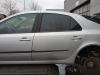 Renault Laguna 2 Limousine orig Tür hinten links Fahrer Fond D69 Platingrau met Bj 2005